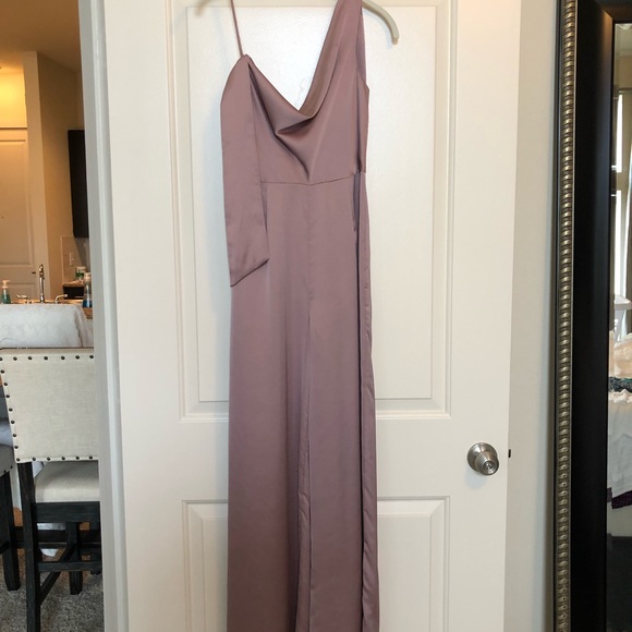 Blush colored jumpsuit - Picture 8 of 8